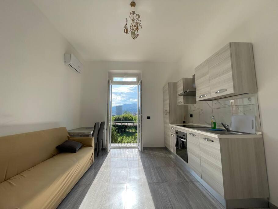 Winter Apartment Vado Ligure Exterior photo